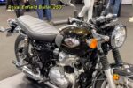 Royal Hunter गई तेल लेने Royal Enfield Classic 350 के पीछे पड़े दबंग छोरे। मिल रहा पावरफुल इंजन और माइलेज